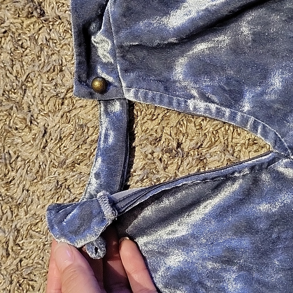 Before You Velour Velvet Y2K 90s Top Blue Gray Purple V-Neck Stretch Oversized - Picture 6 of 16